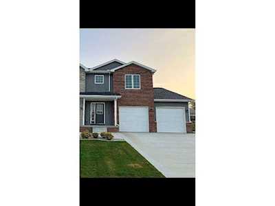 1117 Lawson St Washington, IL 61571