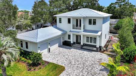 1954 Goldenrod St W Sarasota, FL 34239