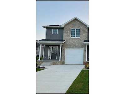 1119 Lawson St Washington, IL 61571