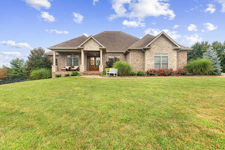 104 Jockey Ct Nicholasville, KY 40356