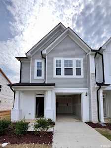 440 Barrington Row Avenue Zebulon, NC 27597