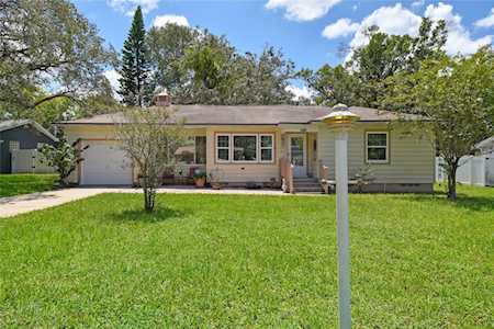 915 7th Ave SW Largo, FL 33770