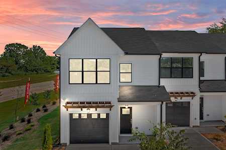 17 Curren Drive Clayton, NC 27520