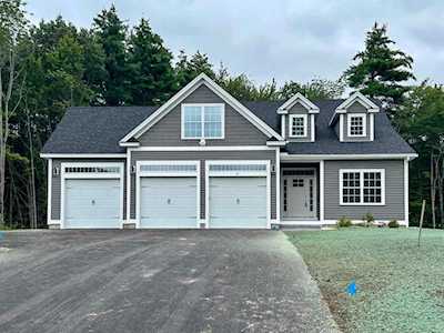 91 Signature Dr #21 Barrington, NH 03825
