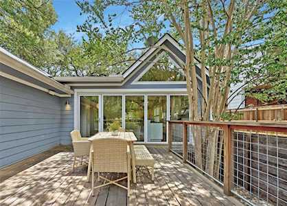 2206 W 9th ST Austin, TX 78703