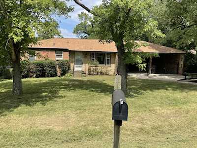 625 Vinson Dr Nashville, TN 37217
