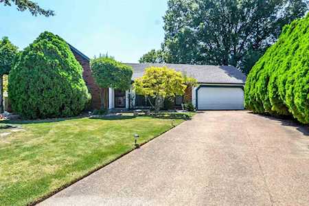 6835 Sauterne Cv Memphis, TN 38115
