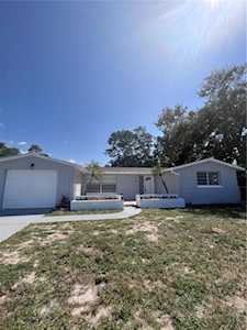 2521 Ohio PLACE Holiday, FL 34691