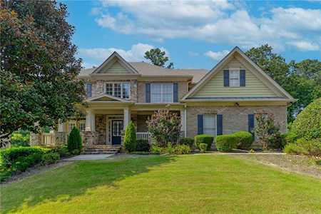 2638 Hidden Falls Drive Buford, GA 30519