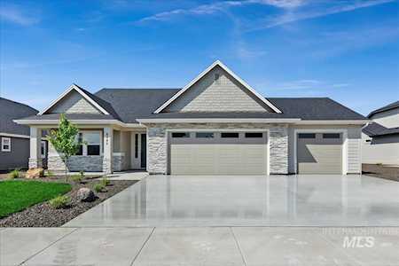 8082 Tandy Cove Ct. Middleton, ID 83644