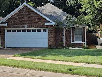 5484 Pine Oak Ln Bartlett, TN 38135