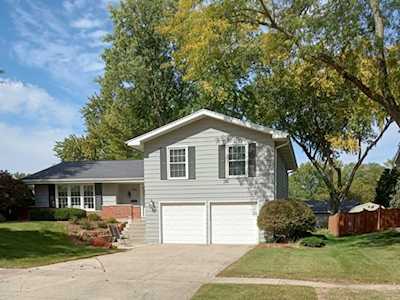 21W604 Monticello Rd Glen Ellyn, IL 60137