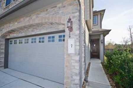 7 Aventura Place Spring, TX 77389