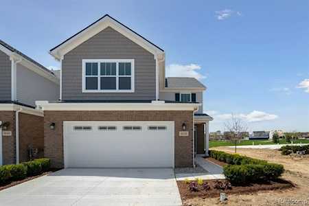 8638 Grove St Washington, MI 48094
