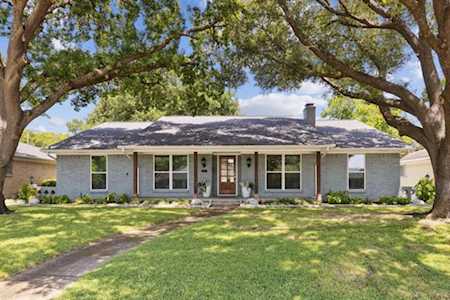12118 Lochwood Boulevard Dallas, TX 75218