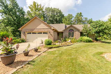 818 S Tall Oaks Dr Morgantown, IN 46160