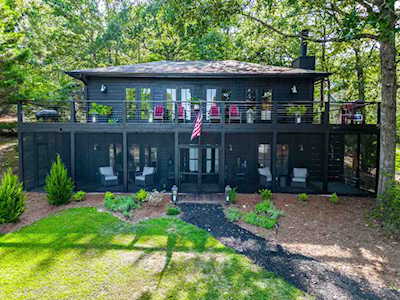 210 Hickory Point Dr Buckhead, GA 30625