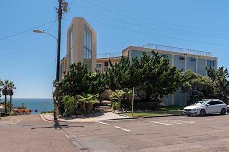 4909 Orchard Avenue #102 San Diego, CA 92107