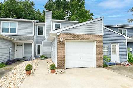 2305 Merl Circle Virginia Beach, VA 23455