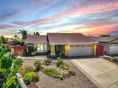 7887 Caffey Ln San Diego, CA 92126