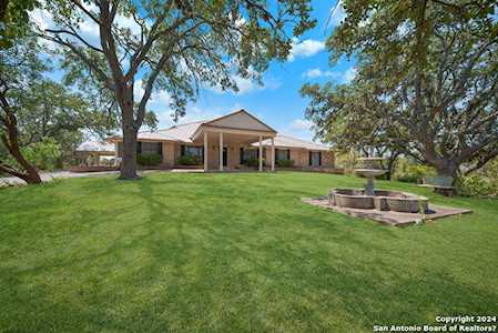 22864 Cielo Vista San Antonio, TX 78255