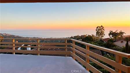 2635 Temple Hills Dr Laguna Beach, CA 92651