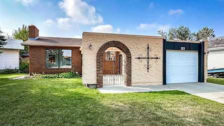 321 Thorndale Place Strathmore, AB T1P 1C5