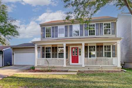 1693 Linden Park Ln Aurora, IL 60504