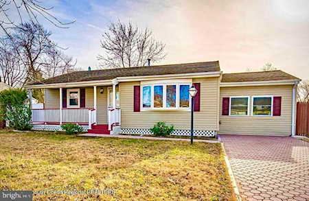1215 Hancock Rd Toms River, NJ 08753