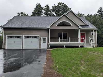 208 South Rd #3 Fremont, NH 03044
