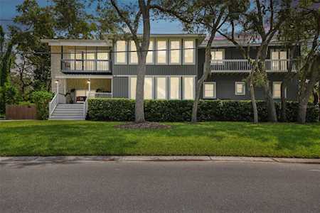 700 Seaview Dr Crystal Beach, FL 34681