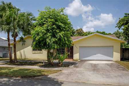 13751 SW 108th St Miami, FL 33186