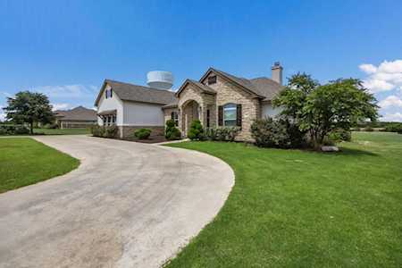 2440 Greatwood TRL Leander, TX 78641