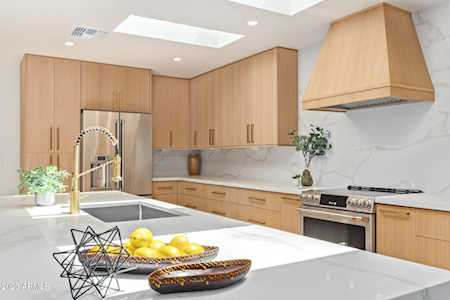 8083 E Via Del Valle Scottsdale, AZ 85258