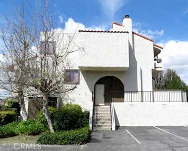 22020 Strathern St #31 Canoga Park, CA 91304