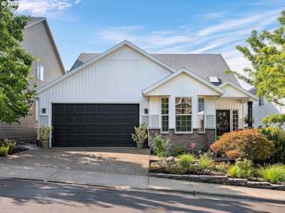 14432 SW Woodhue ST Tigard, OR 97224