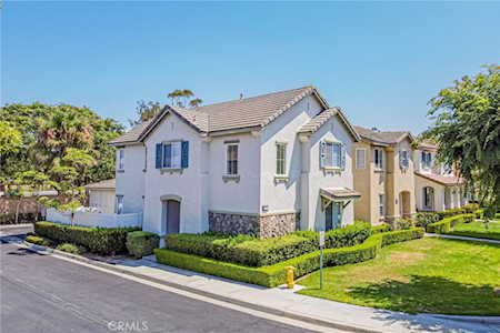 215 Kensington Irvine, CA 92606