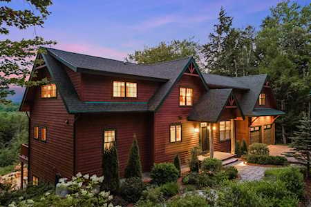 50 Upper Grandview Dr Woodstock, NH 03262