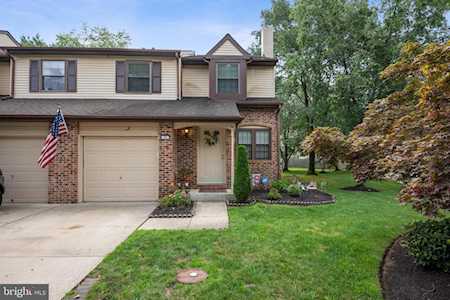 78 Greensward Ln Cherry Hill, NJ 08002