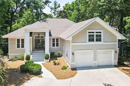 25 Heath Dr Hilton Head Island, SC 29928