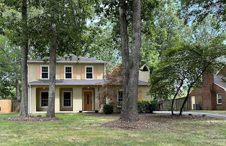7125 Stoney Ridge Rd Matthews, NC 28104