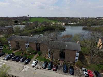 5529 E Lake Dr #79-C Lisle, IL 60532