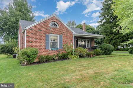 329 W 1st St Boiling Springs, PA 17007