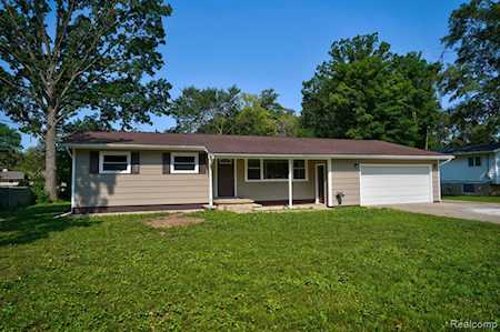 5370 Rushmore Pass Grand Blanc Twp, MI 48439