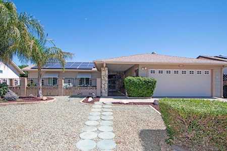 27610 Grosse Point Drive Sun City, CA 92586