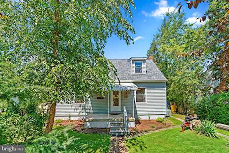 902 Meadowbrook Rd Glen Burnie, MD 21061