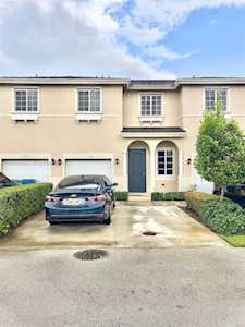 1368 NW 214th Ter Miami Gardens, FL 33169