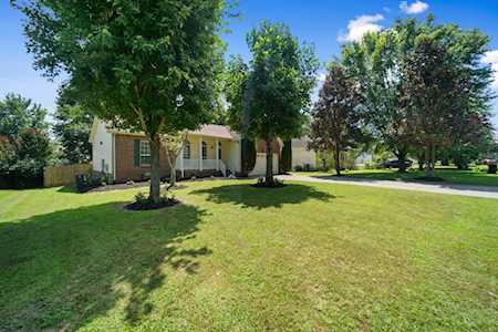 327 Huntington Dr Gallatin, TN 37066