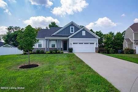 107 Meadow Ridge Ct Mt Washington, KY 40047