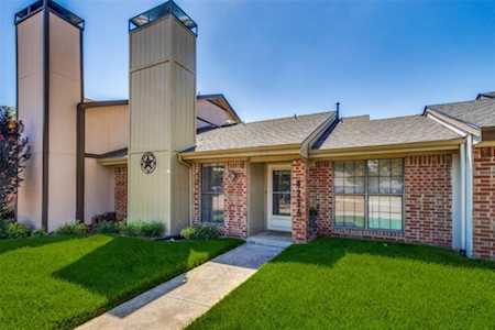 4215 John Court Flower Mound, TX 75028